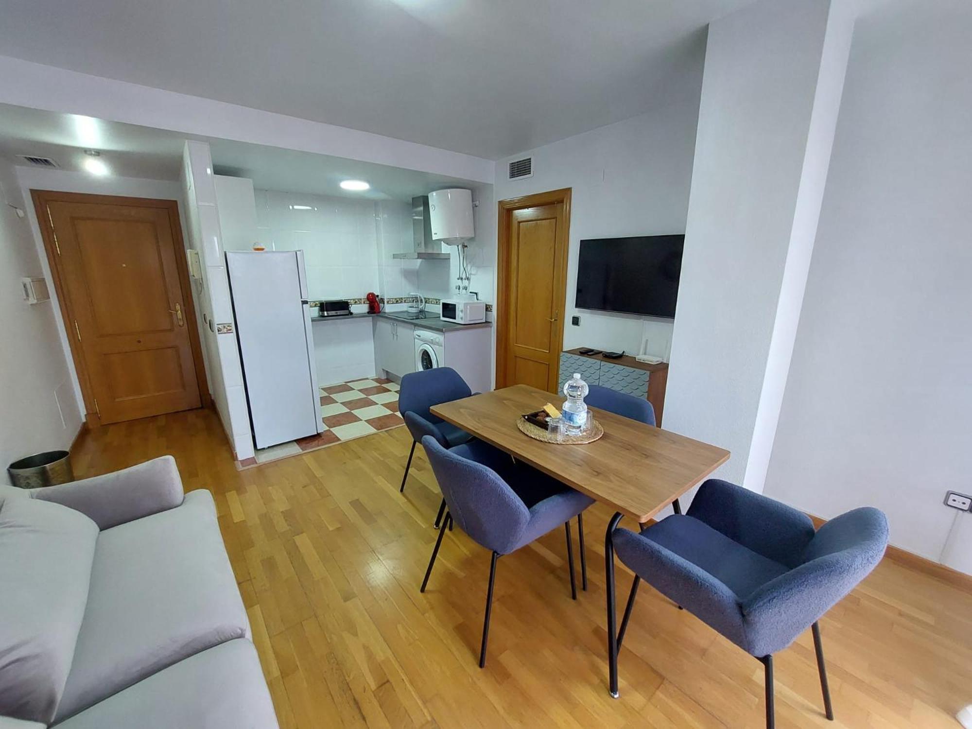 דירות לינארס Plaza Del Ayuntamiento Con Parking Pondos מראה חיצוני תמונה